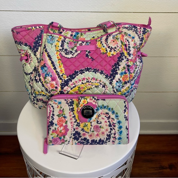 Vera Bradley Handbags - Vera Bradley Bag and Wallet